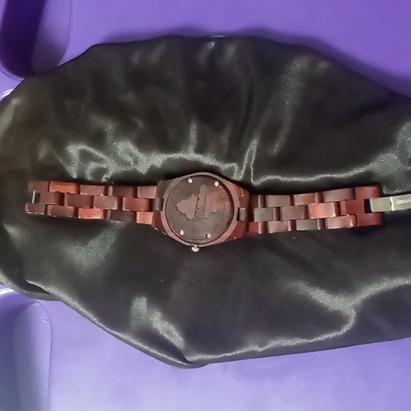 WeWood woman's watch - Picture 6 of 9